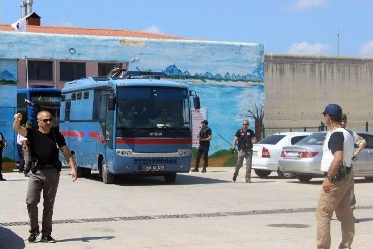 Darbeci 45 Asker Geniş Güvenlik Önlemi Altında Nakledildi G3