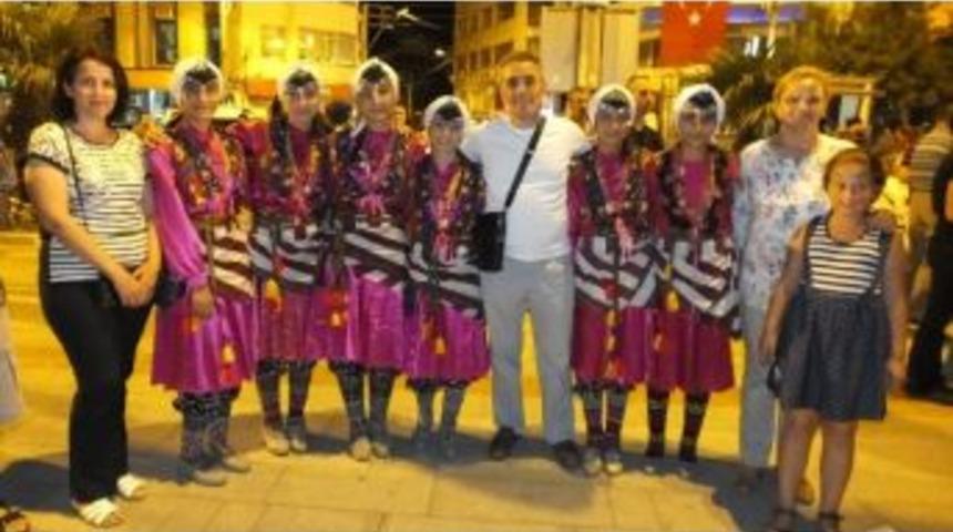 Burhaniye&rsquo;de Horon Ekibi De Demokrasi N&ouml;betinde