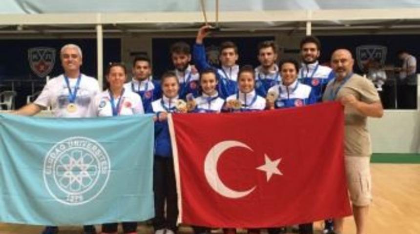U&uuml;&rsquo;l&uuml; Badmintoncular Avrupa Şampiyonu