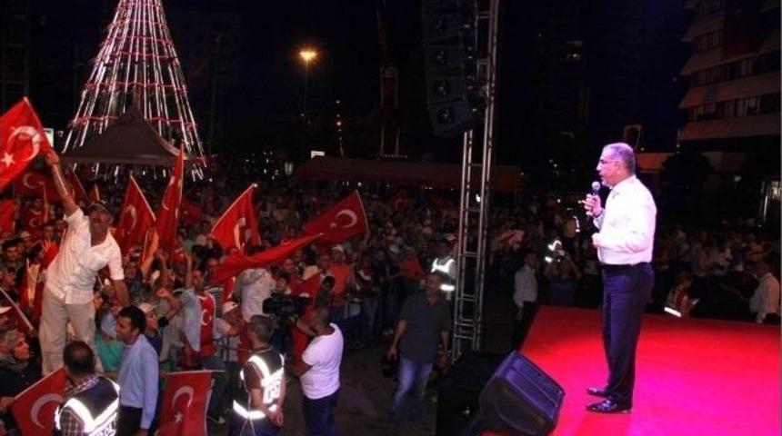 &Ccedil;elikcan: "ikinci Emre Kadar Meydanlardan Ayrılmıyoruz"