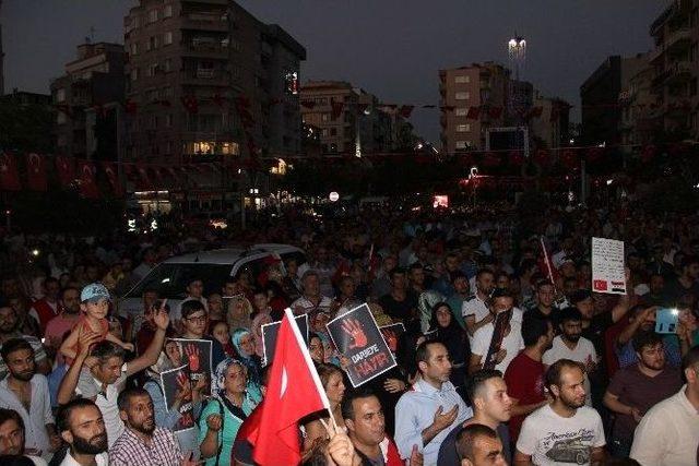 Manolya Meydanının Adı Demokrasi Meydanı Olacak