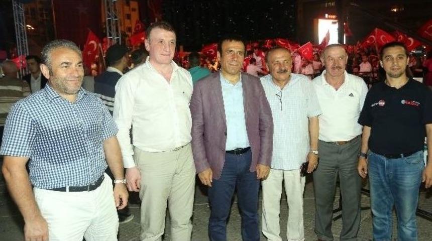 Gen&ccedil;: &ldquo;t&uuml;rkiye İkinci Kurtuluş Savaşı&rsquo;nı Kazandı&rdquo;