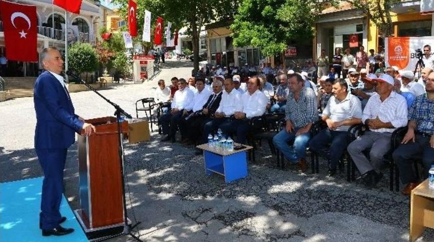 Denizli B&uuml;y&uuml;kşehir Belediyesinden &Ccedil;ift&ccedil;ilere Destek