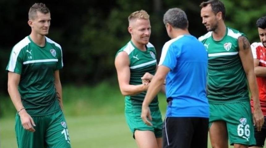 Avrupa Kupası&rsquo;nda Ter D&ouml;ken Futbolcular Bursaspor Kampında