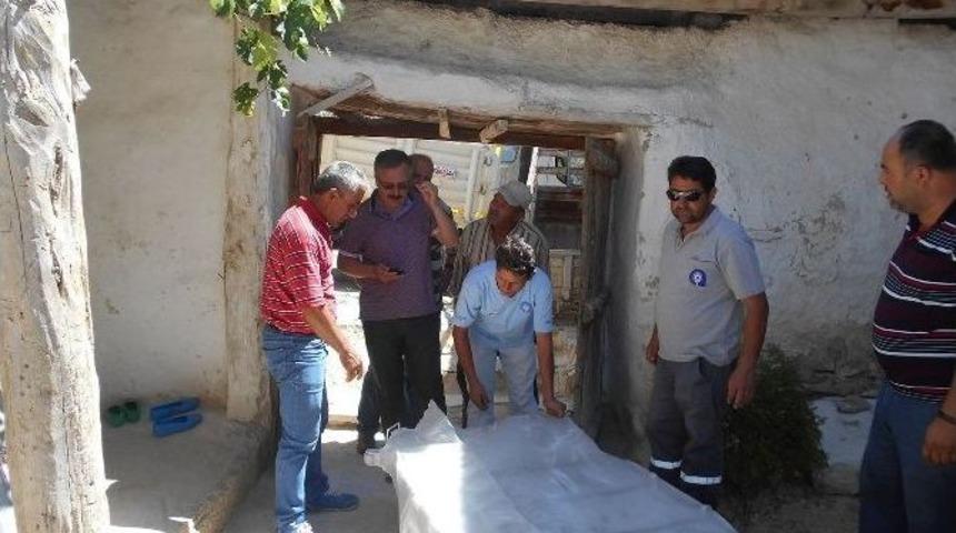 B&uuml;y&uuml;kşehir Belediyesinden Hasta Yatak Yardımı