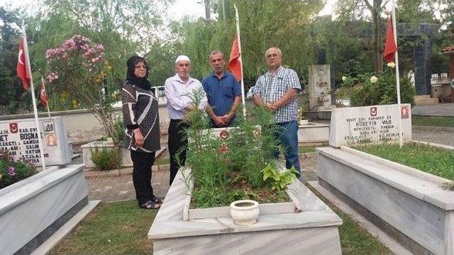 Şehitler Kabri Başında Anıldı 1