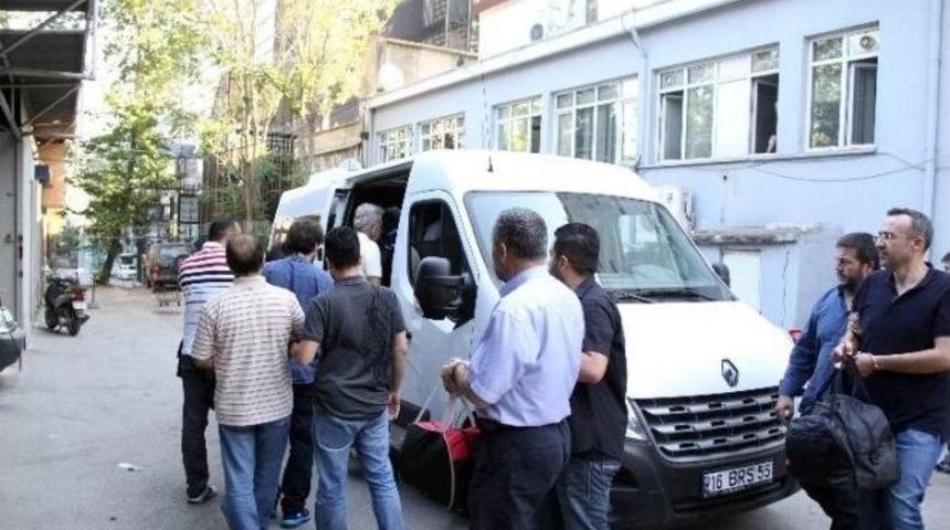 Bursa&rsquo;daki Fet&ouml; Operasyonunda 10 Polis Tutuklandı