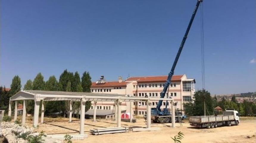 Uşak Belediyesi Şehrin Mega Projesinde &Ccedil;alışmaya Devam Ediyor