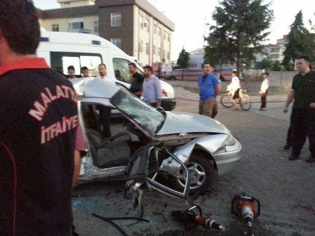 Malatya’da Trafik Kazası: 2 Yaralı
