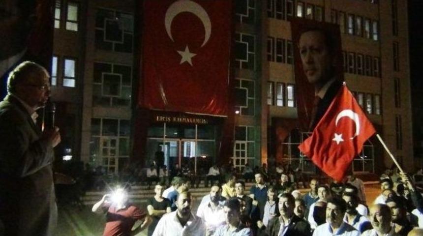 Erciş, Demokrasi N&ouml;betine Devam Ediyor