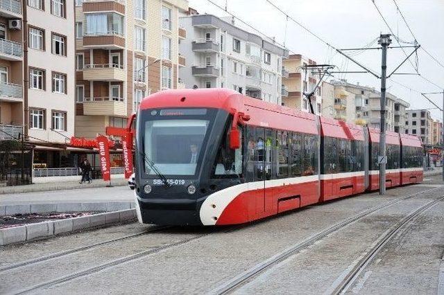 Samsun’da Tramvay 19.00-01.00 Saatleri Arasında Bedava