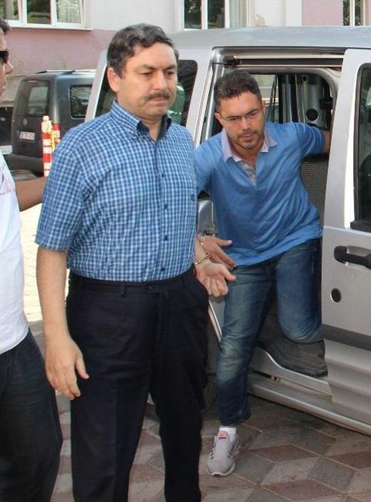 Akademisyenler Adliyeye Sevk Edildi G1