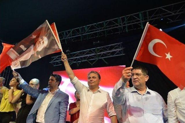 Başkan Uysal Demokrasi Şöleni’nde