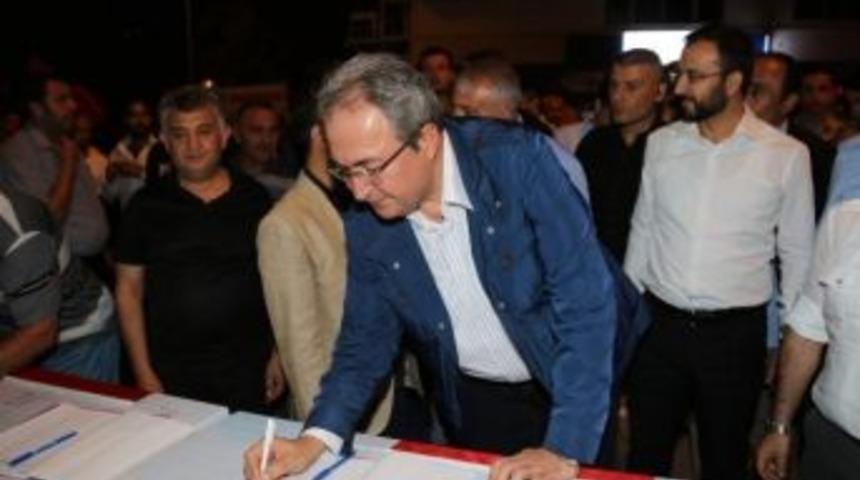 Nevşehir Belediye Başkanı &Uuml;nver, İdam Cezası İ&ccedil;in İmza Kampanyasına Destek Verdi