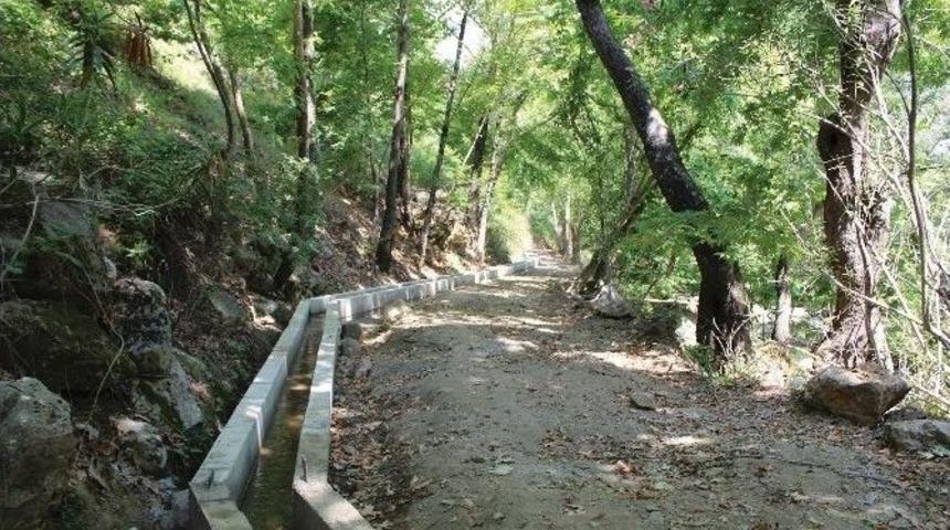 &Ccedil;&ouml;r&uuml;ş&rsquo;e Beton Sulama Kanalı