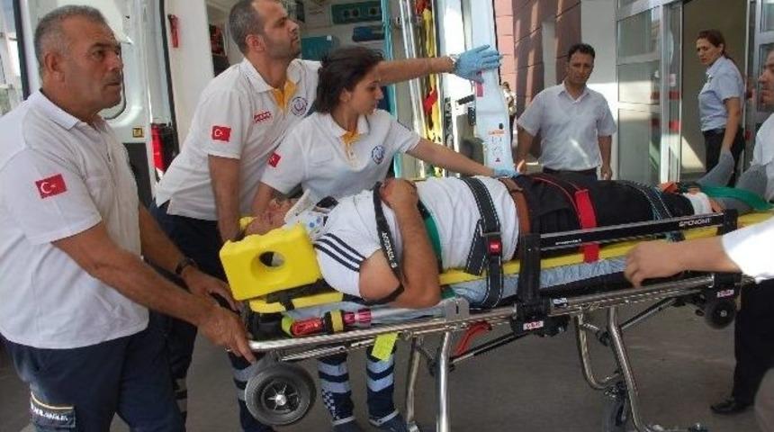 Motosiklet Devrildi: 1 Yaralı