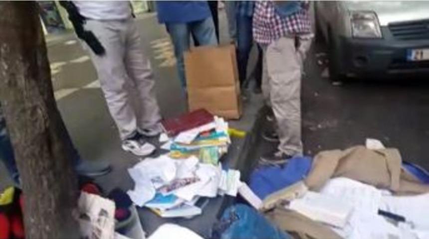 Fetö’nün Kitapları Çöpte Çıktı