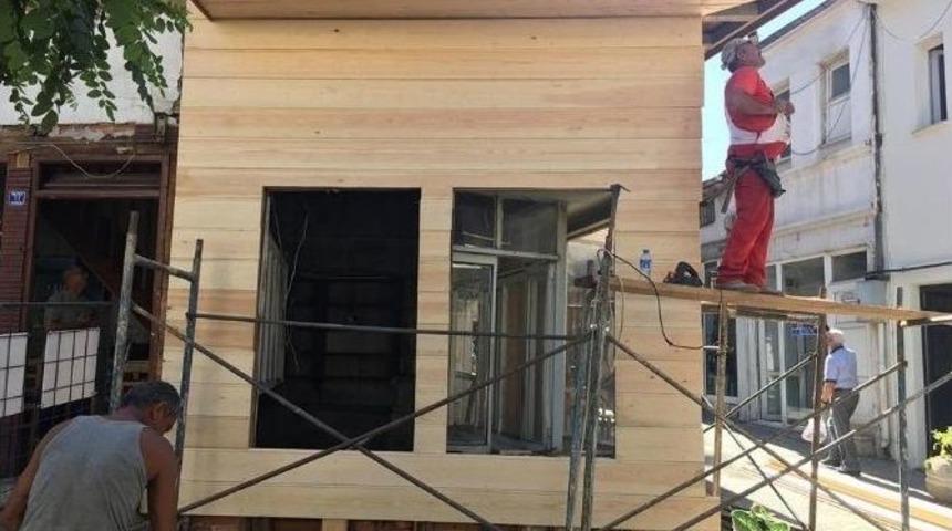 Tarihi Ticaret Merkezi Restorasyon Çalışması Devam Ediyor