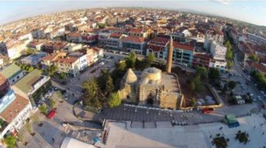 Radyocular Gazeteciler Televizyoncular Cemiyetinden Cacabey Meydanının Adının Değiştirilmesi &Ouml;nerisi