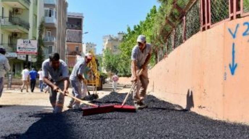 Meydankavağı Mahallesi&rsquo;nde Yol Ve Kaldırım &Ccedil;alışması