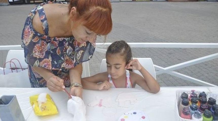 Forum&rsquo;da 5&rsquo;ten Sonra G&uuml;nleri Başladı