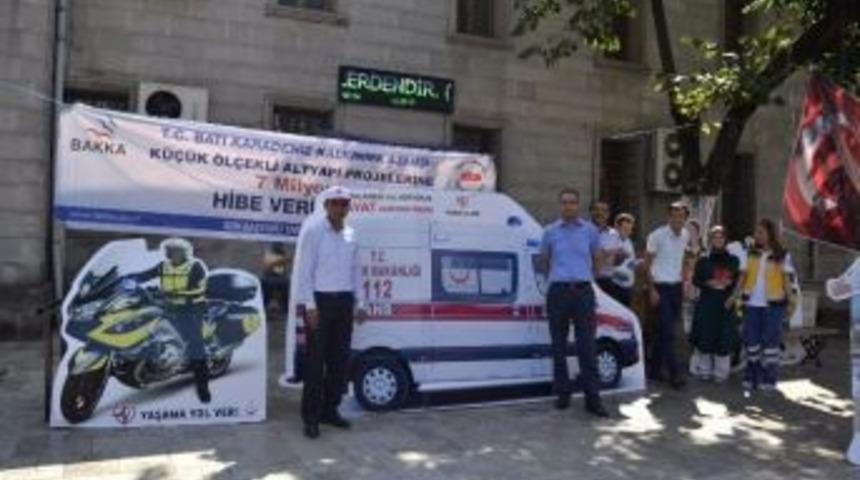 &rsquo;ambulansa Yol Veriyorum, Hayat Kurtarıyorum&rsquo; Projesi Halka Tanıtılıyor