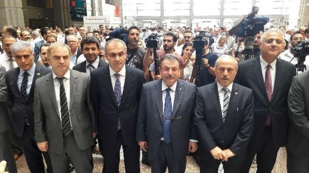 İstanbul Adalet Sarayı&rsquo;nda Devir Teslim T&ouml;reni Ger&ccedil;ekleşti