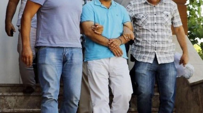 Alanya&rsquo;da 25 Akademisyen G&ouml;zaltına Alındı