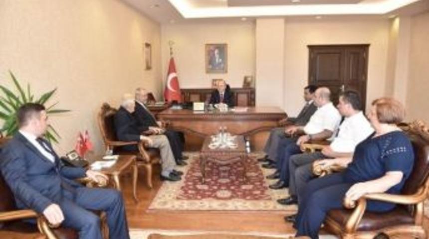 Mersinli Ortodoks Ve Katolikler, Sonsuz Birlik Ve Beraberlik İ&ccedil;in Dua Ediyor