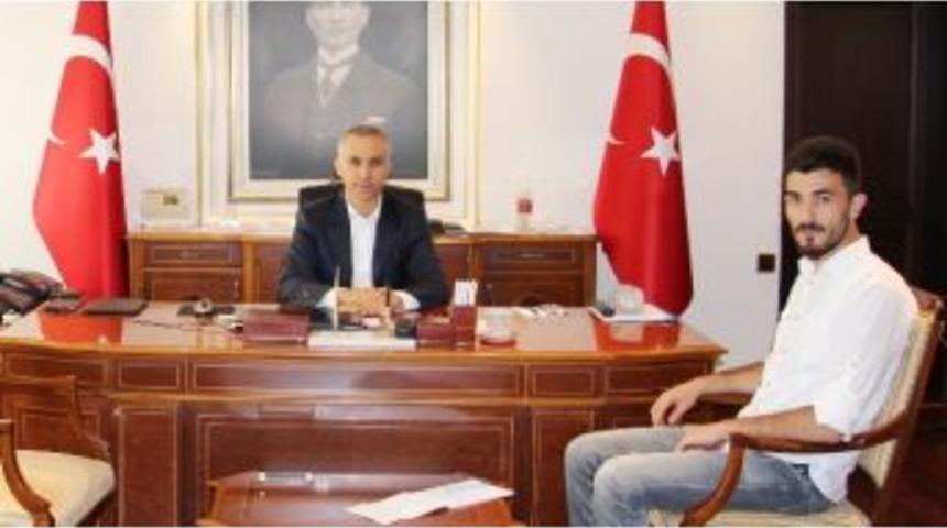 Vali Mesut K&ouml;se İha Muhabirine A&ccedil;ıklamalarda Bulundu