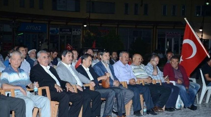 Darende&rsquo;de Demokrasi N&ouml;beti Coşku İle Devam Ediyor