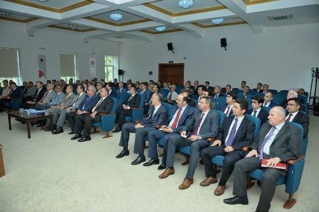 Vali Çelik: “türk Milleti, Gerçek Vatansever Askerine Ve Polisine Sahip Çıkmalıdır”