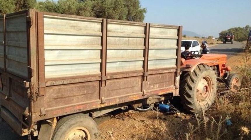 Milas&rsquo;ta Motosiklet Trakt&ouml;rle &Ccedil;arpıştı: 1 Yaralı