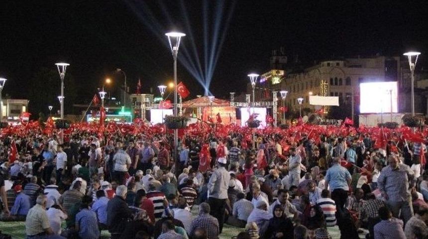Konya&rsquo;da Demokrasi N&ouml;beti