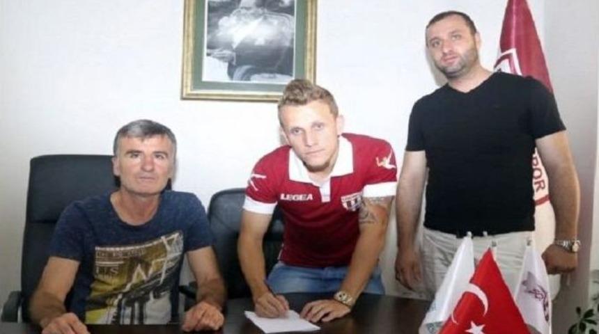 Bandırmaspor Brezilyalı Alex Amado İle S&ouml;zleşme İmzaladı