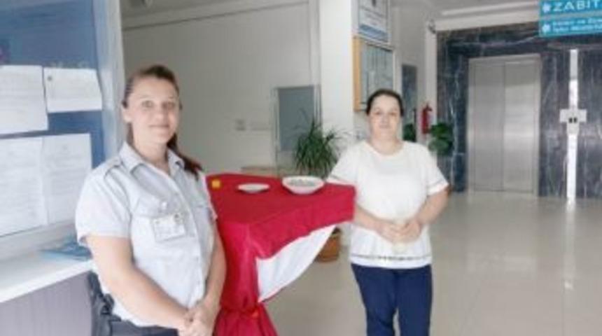 G&ouml;nen&rsquo;de Şekerli Kolonyalı Karşılama