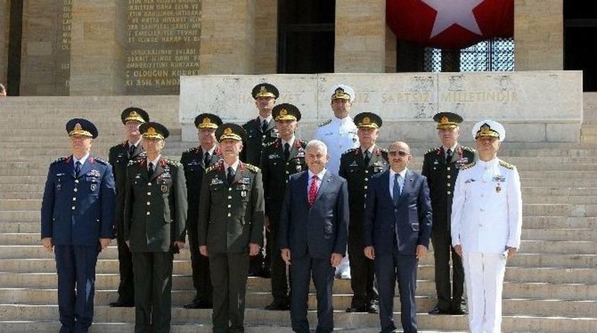 Yaş &Uuml;yeleri Anıtkabir&rsquo;de