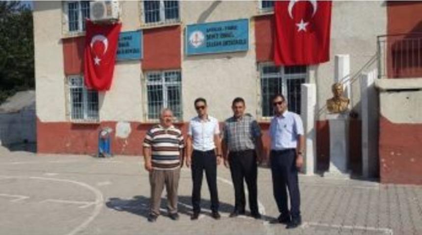 Finike Milli Eğitim M&uuml;d&uuml;r&uuml; Karataş, Okulları Geziyor
