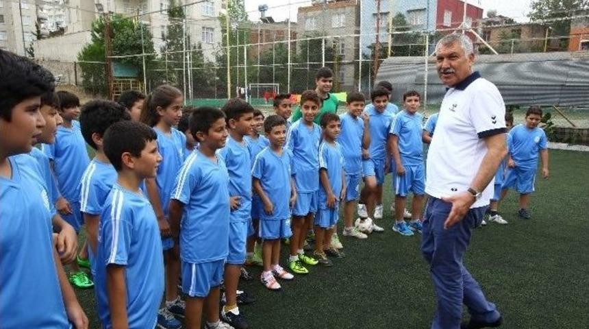 Karalar, Yaz Spor Okullarını Ve Havuzları Ziyaret Etti