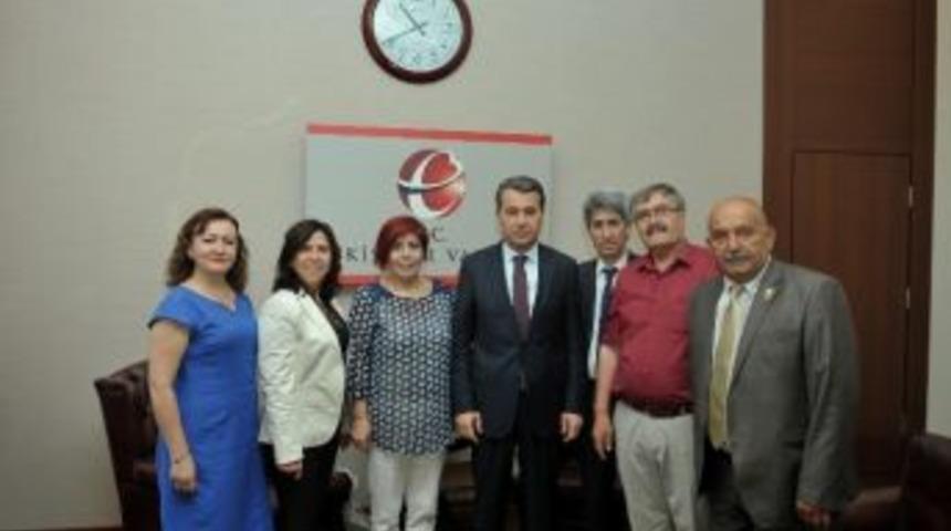 Eskişehir Muhtarlar Birliği, Vali Azmi &Ccedil;elik&rsquo;i Ziyaret Etti