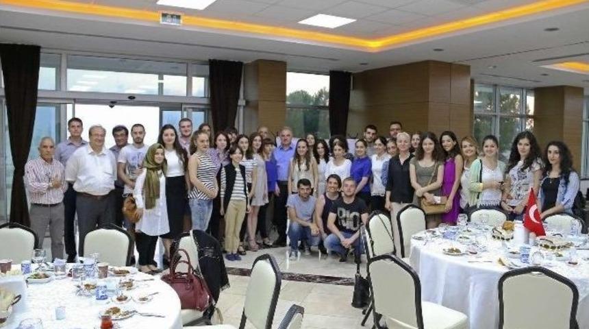 Sakarya &Uuml;niversitesi K&uuml;lt&uuml;r El&ccedil;ilerini Ağırlıyor