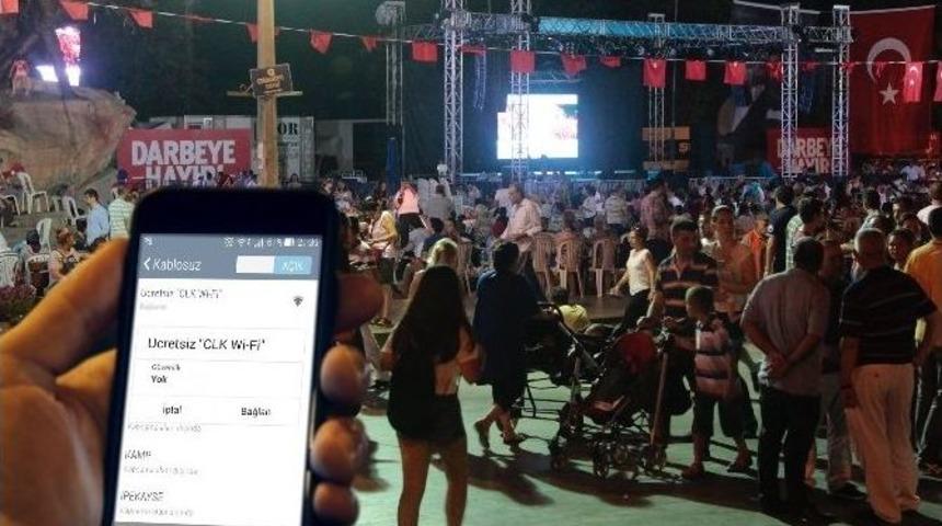 Demokrasi N&ouml;beti Tutanlara &Uuml;cretsiz Wi-fi Desteği