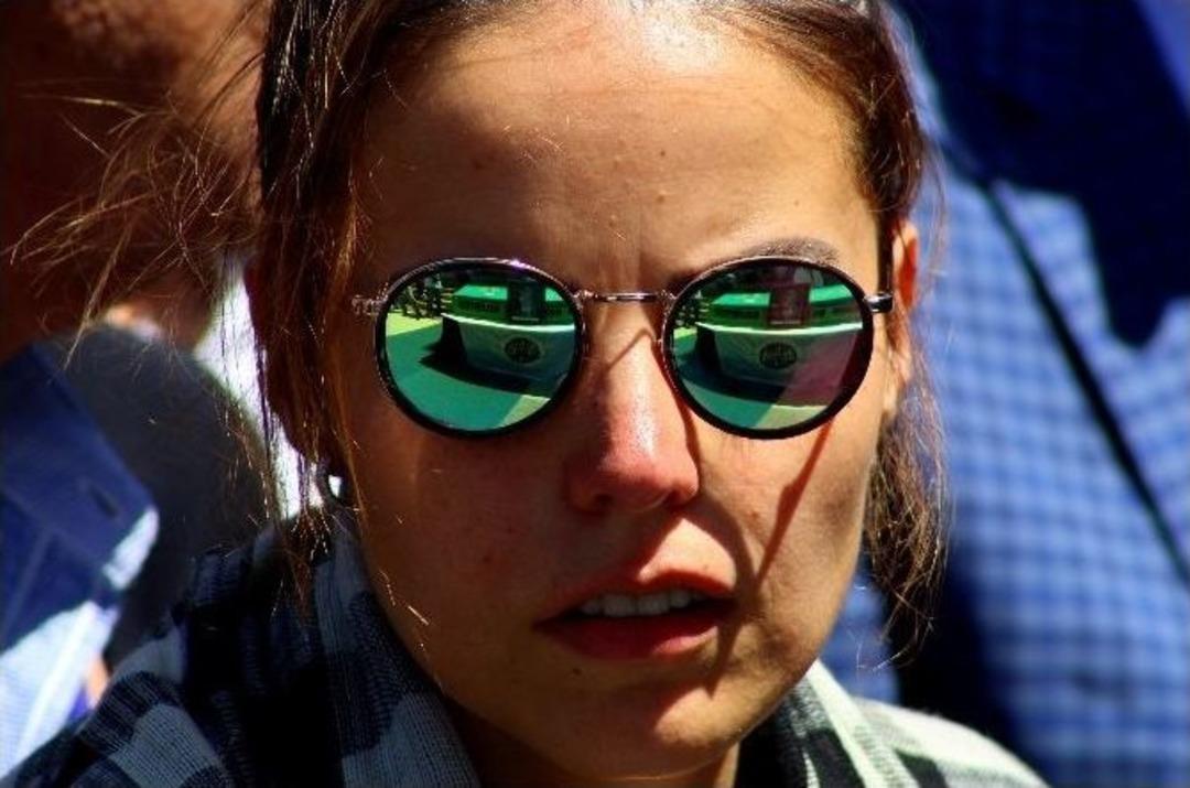 Eski Rekt&ouml;r S&uuml;tbeyaz&rsquo;ın Cenaze T&ouml;reninde G&ouml;zyaşları Sel Oldu