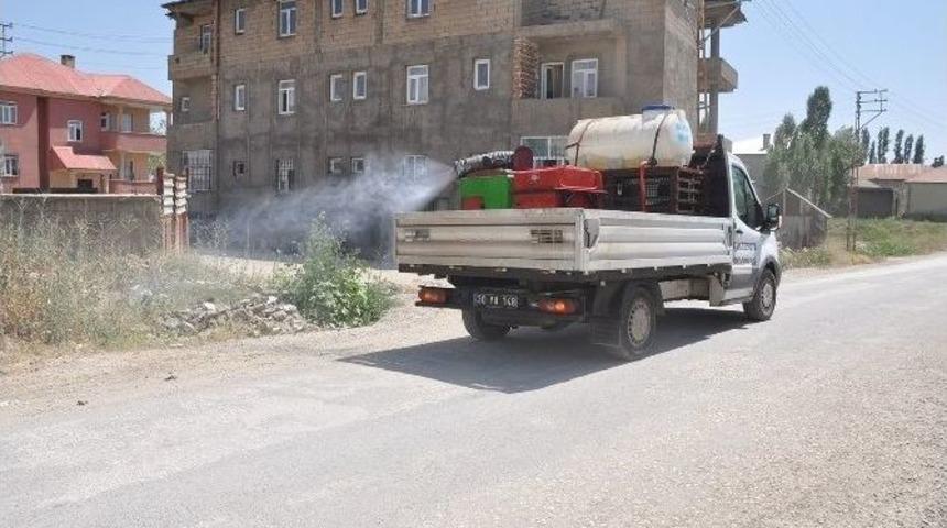 Y&uuml;ksekova&rsquo;da İla&ccedil;lama &Ccedil;alışmaları Devam Ediyor