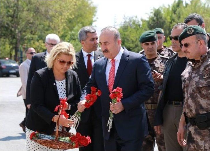 Dışişleri Bakanı Çavuşoğlu: "2’si Büyükelçi 88 Kişinin Bakanlıkla İlişiği Kesildi" G1