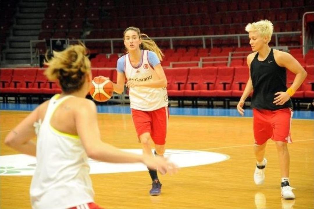 A Milli Kadın Basketbol Takımı, Rio Hazırlıklarını S&uuml;rd&uuml;r&uuml;yor
