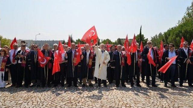 Uludağ Üniversitesi’nde Fetö/pdy Terörünü Lanetleme Yürüyüşü