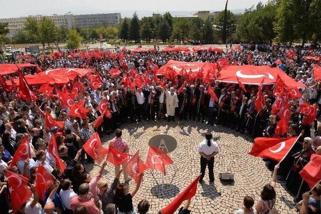 Uludağ Üniversitesi’nde Fetö/pdy Terörünü Lanetleme Yürüyüşü