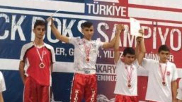 Adıyamanlı Kick Bokscu Türkiye İkincisi Oldu