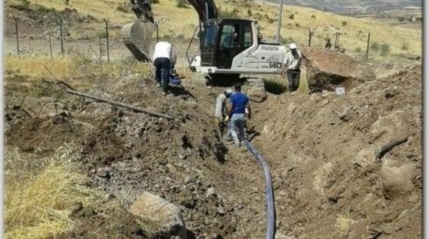 K&ouml;ylerde İ&ccedil;me Suyu &Ccedil;alışmaları S&uuml;r&uuml;yor